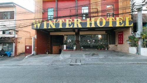 Hotel Reddoorz Plus @ Winter Benitez Cubao