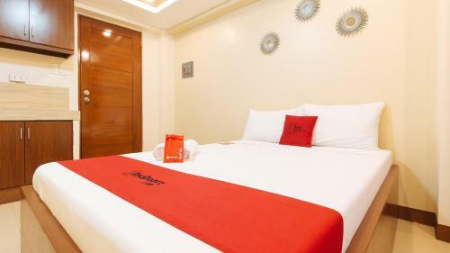 Hotel Reddoorz Plus Near Uptown Bgc Mall