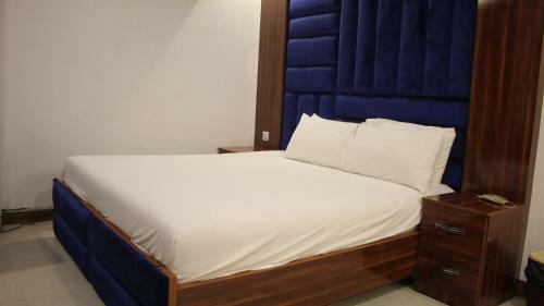 Hotel Comfort Inn (R)