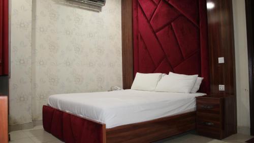 Hotel Comfort Inn (R)