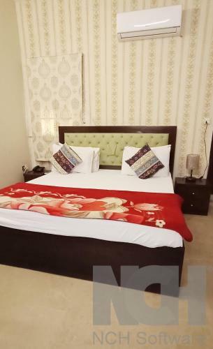 Hostal Elegance Services-4