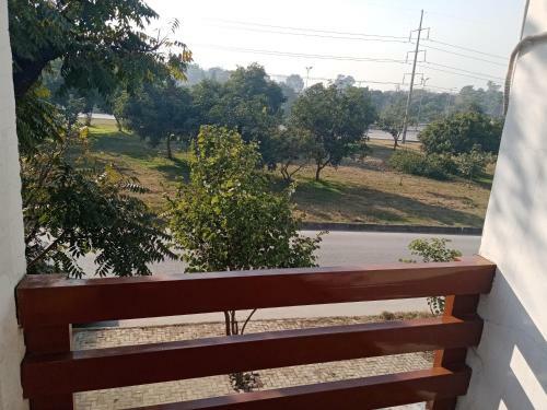 Hostal Crosswinds Guest House