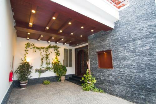 Hostal Crosswinds Guest House