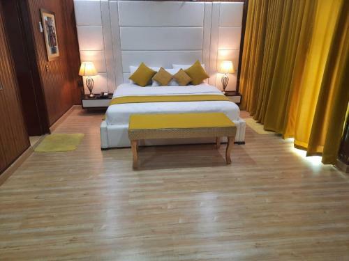 Hostal Royal Motel Executive