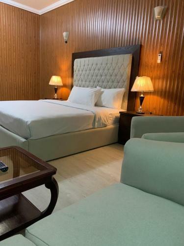 Hostal Royal Motel Executive