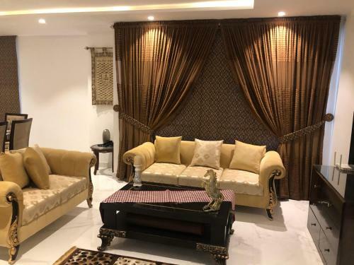 Hostal Royal Guest House Lahore Cantt