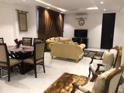 Hostal Royal Guest House Lahore Cantt