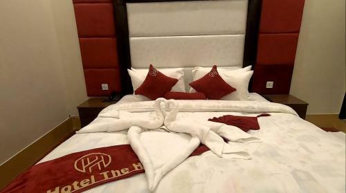 Hotel The Holiday