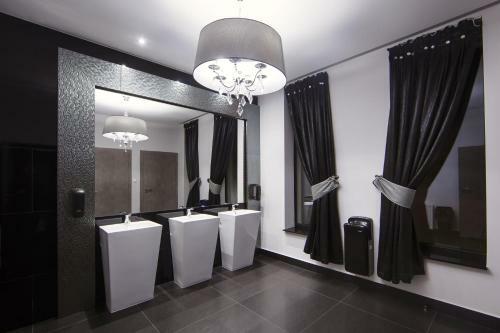 Hotel Czarny Staw