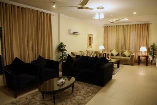 Hostal Butterfly Guest House Phase 7 Bahria Town