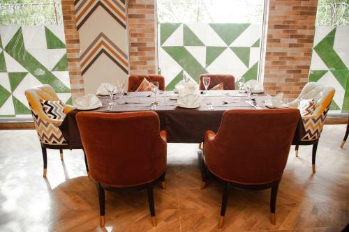 Belmorris Hotels & Resorts
