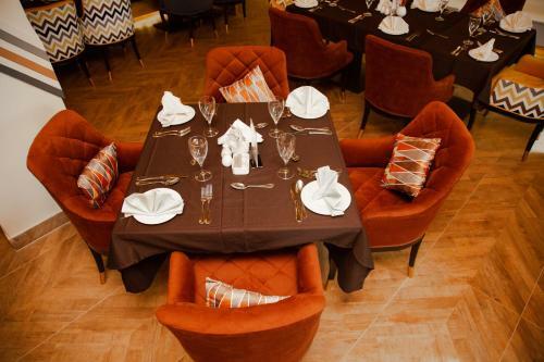 Belmorris Hotels & Resorts