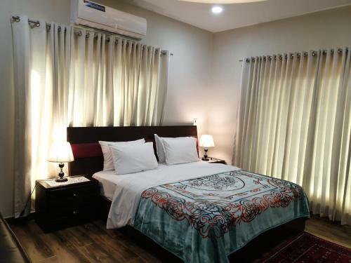 Hostal Alpha Guest House