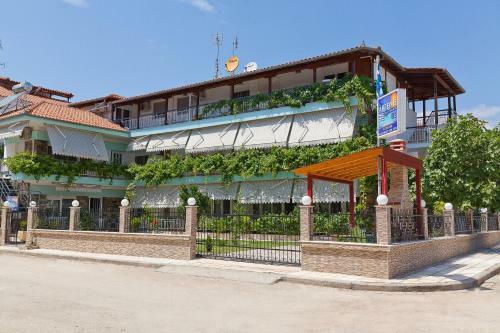 Artemis Apartments