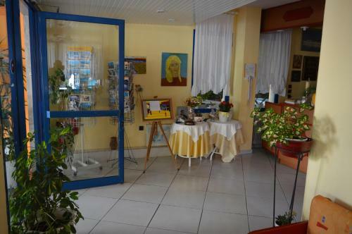 Apartamentos Hotel Eleni