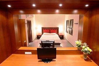 Hotel Kymi Palace