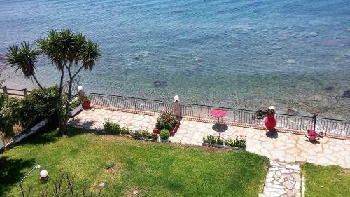 Alexiadis Apartments