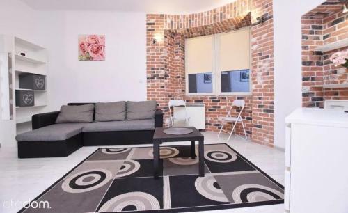 Contemporary Apartment