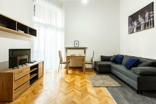 Grzegorzecka Apartment B