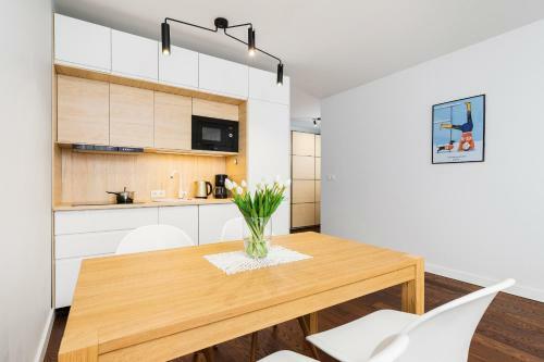 Apartments Cracow ?lusarska By Renters