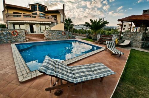 Villa St. Nicolas & Theano