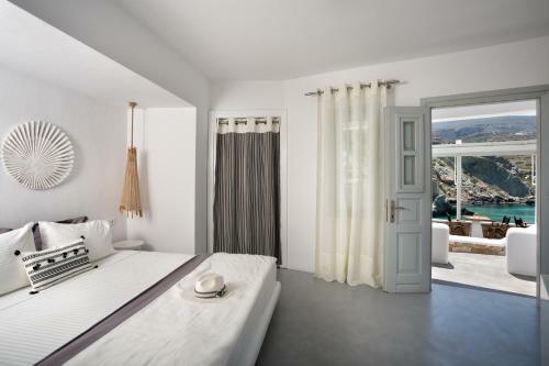 Blue Sand Hotel