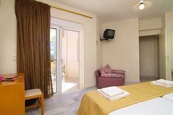 Aparthotel Radamanthy's Hotel Apartments