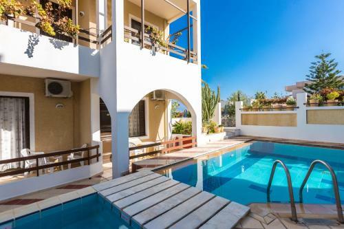 Rosebay Apartments