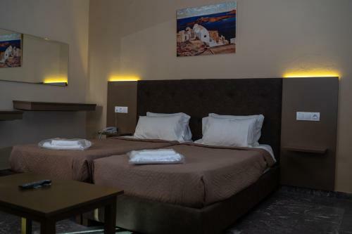 Ekavi Hotel