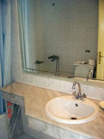 Aparthotel Polydoros