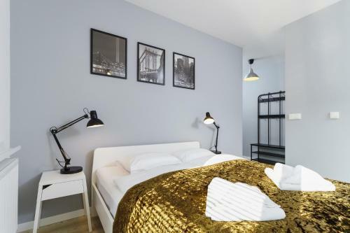 Apartments Harmonica Trynitarska By Renters