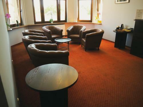 Aparthotel Legnicki Browar Ksi???cy Hotel I Restauracja