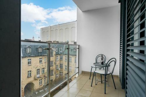 Apartament Black & White Mostowa By Renters