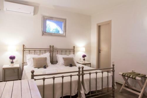 Hostal Portes Houses