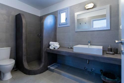 Hostal Petros Rooms