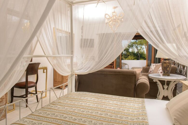 Leandros Hotel