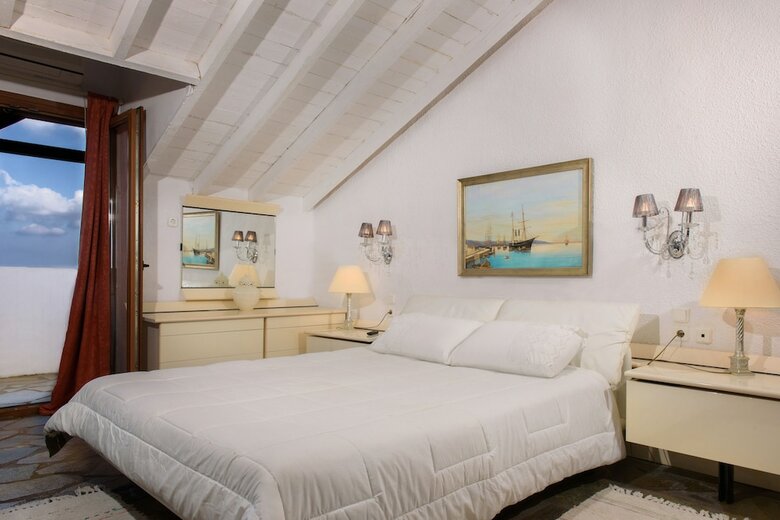 Leandros Hotel