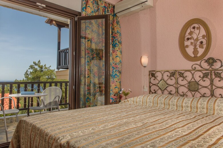 Leandros Hotel