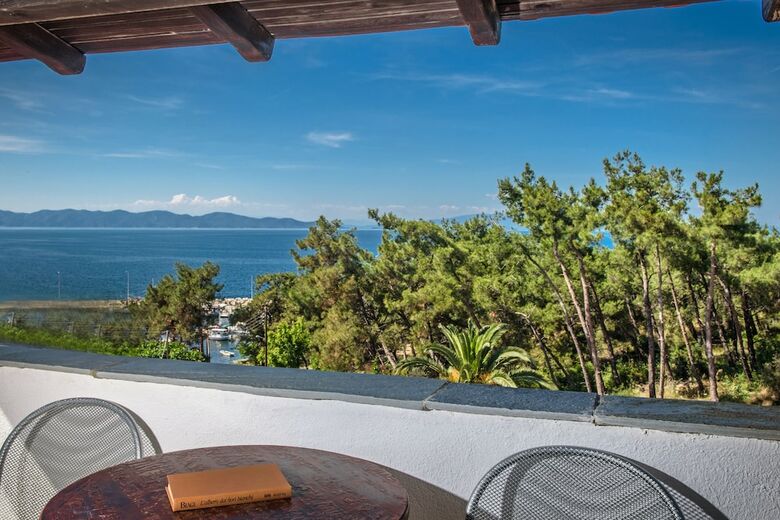 Leandros Hotel
