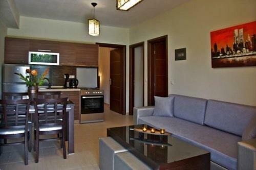 Chasapis Luxury Studios & Apartments