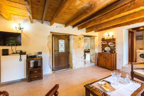 Villa Satra