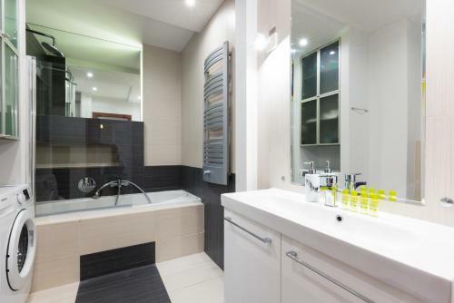 Apartments Warsaw Niecala Noclegi Renters