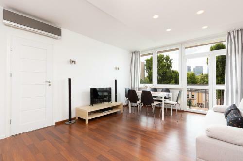 Apartments Warsaw Niecala Noclegi Renters