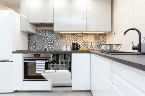 Apartments Warsaw Kr�lewska By Renters