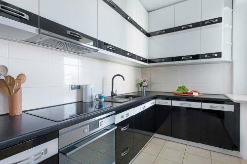 Apartment Aleja Wilanowska 386c By P&o