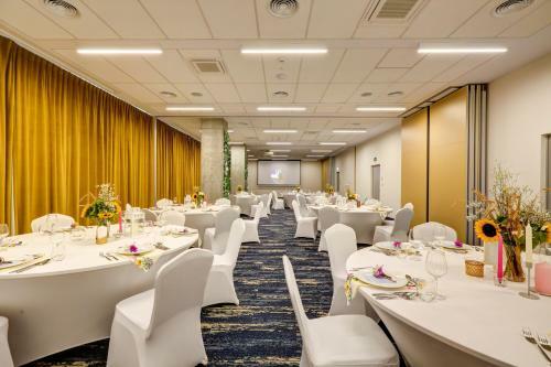 Hotel Arche Geologiczna