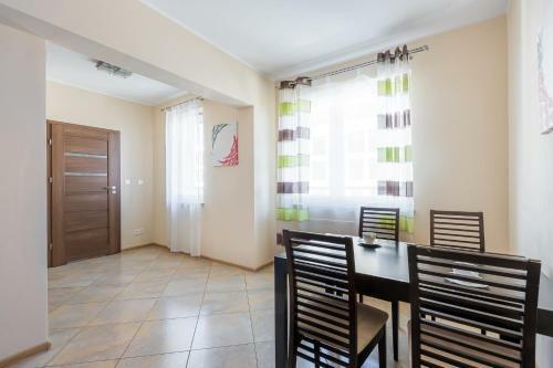 Notabene Wola Apartment