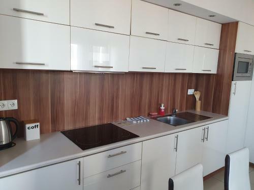 Notabene Wola Apartment