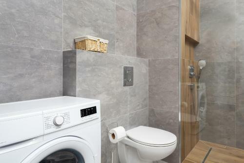Apartments Warsaw Rembrandta By Renters
