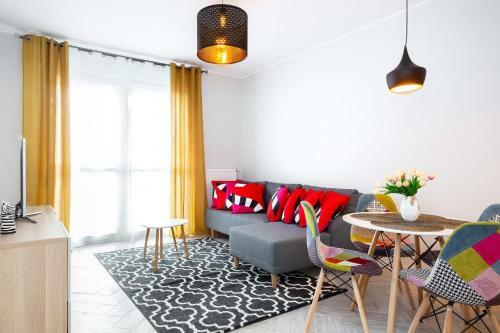 Apartments Rondo Wiatraczna By Renters